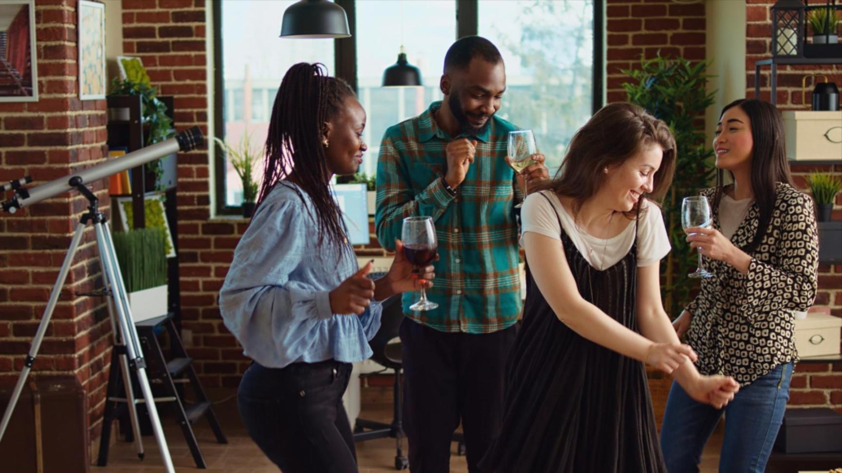 Espace de travail professionnel où s'effectue l'analyse financière approfondie pour les clients institutionnels